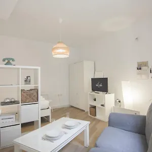 rentalsevilla-living-la-alameda.es-andalucia.com/